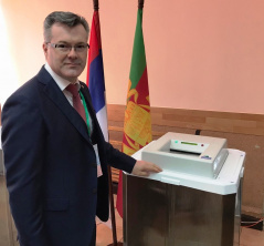 18. март 2018. Шеф сталне делегације Народне скупштине у ПС ЦЕС на председничким изборима у Руској Федерацији